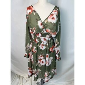 En Focus 14 Petite Green Floral V-Neck Smocked Light Spring Summer Wedding Dress